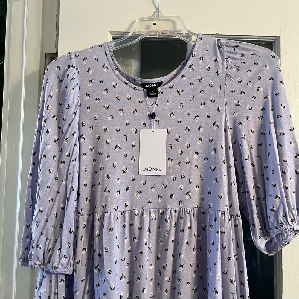 NWT Monki Mari mini tiered smock dress garden floral lilac size medium 💜
